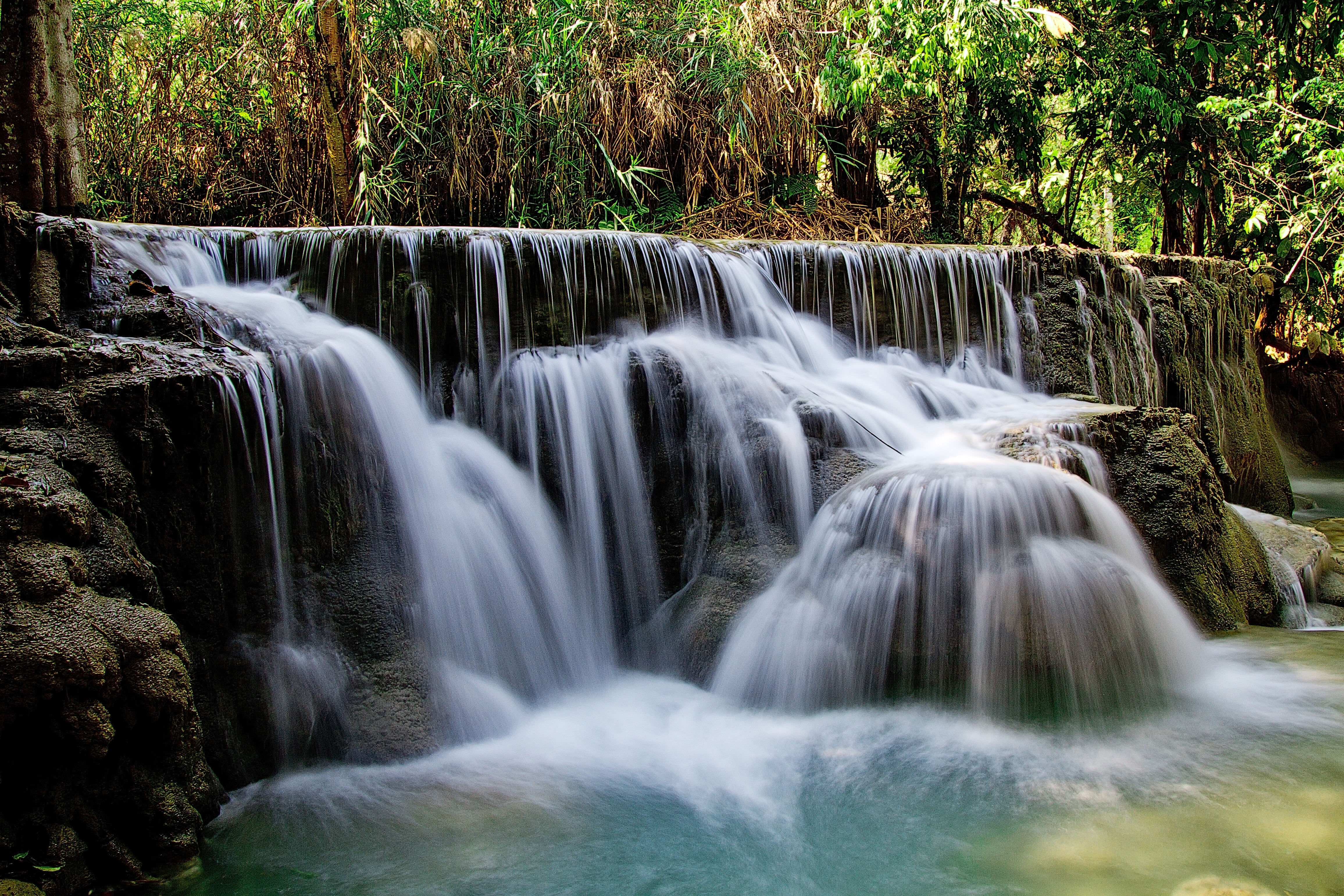 Image of waterfall.