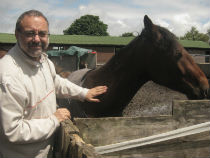 Image of Steve Manning with horse.